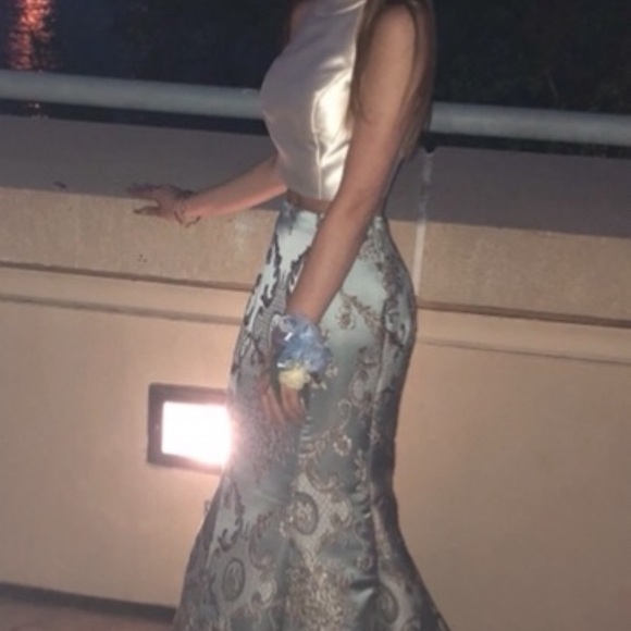 Prom Dress - Picture 2 of 3